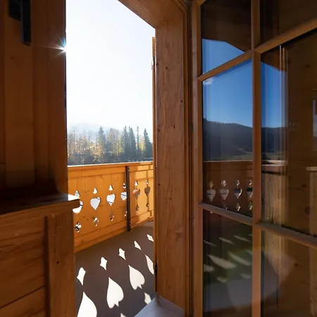 Ferienhaus Hinterrugg - Luxury, Sauna, Whirlpool & Mountain View