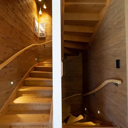 Ferienhaus Hinterrugg - Luxury, Sauna, Whirlpool & Mountain View Wildhaus